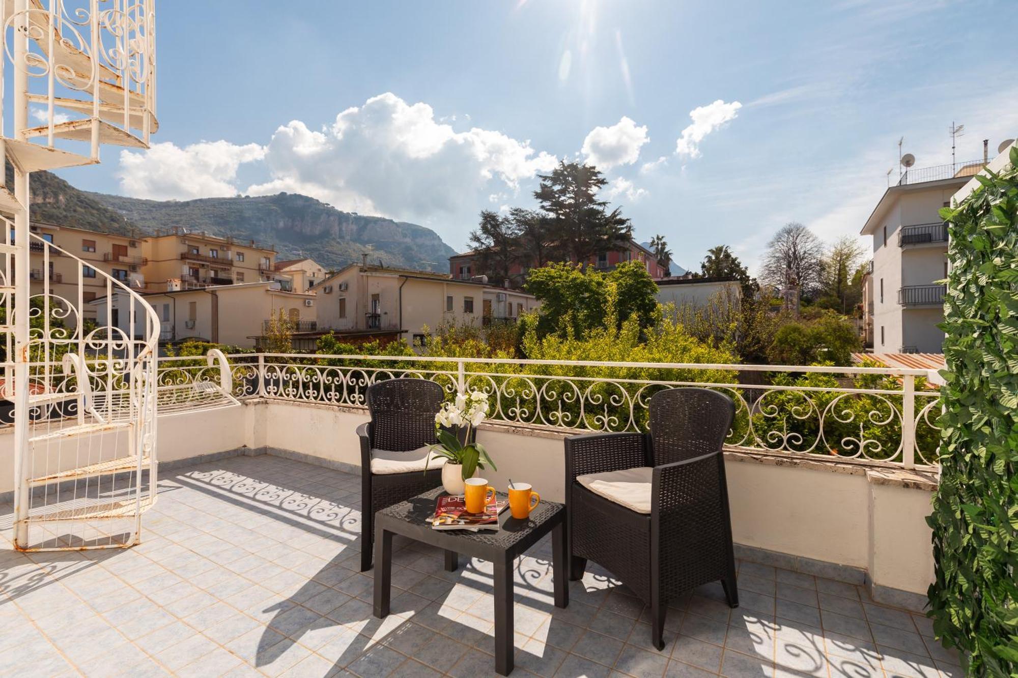 Yourhome - Villa Sorrento Meta Eksteriør billede